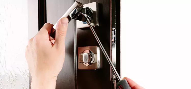 Door Lock Replacement Service La Presa