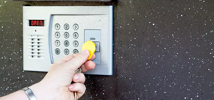 Electronic Door Lock Installation La Presa