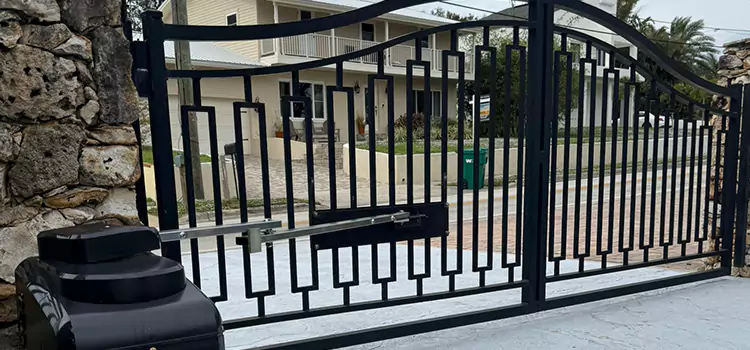 Swing Gate Opener with Keypad La Presa