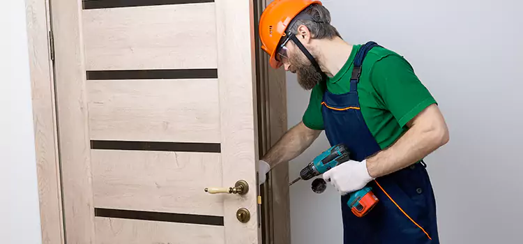 Replace Internal Door Handle with Lock La Presa