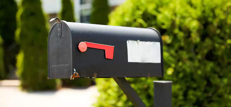 Secure Mailboxes for Packages La Presa